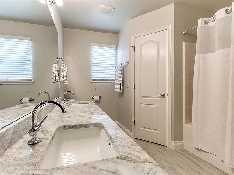 1305 Melisa Dr — Photo 35