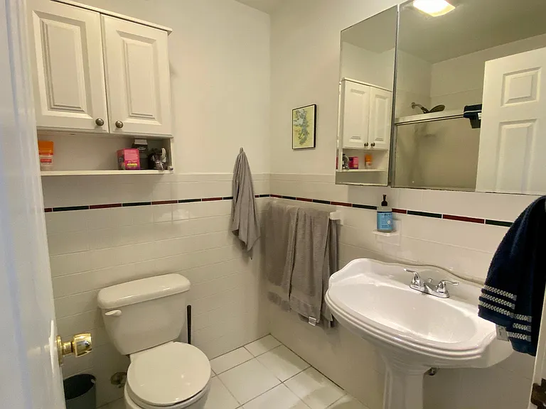 15 Aspinwall Ave #1 — Photo 8