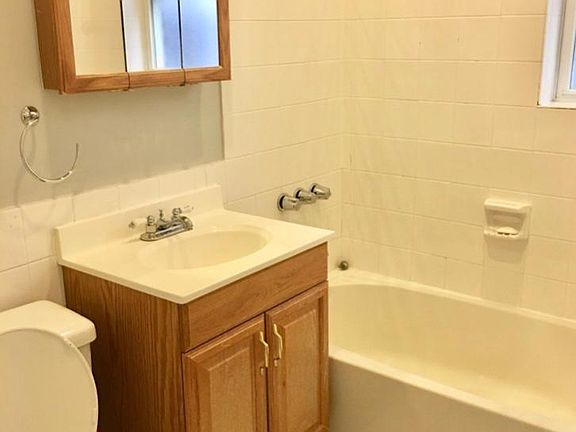 4th image of 2616 W Cortez St APT 2
