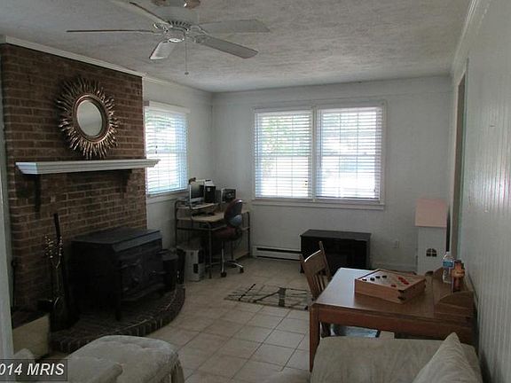 4th image of 244 Fredericktowne Dr