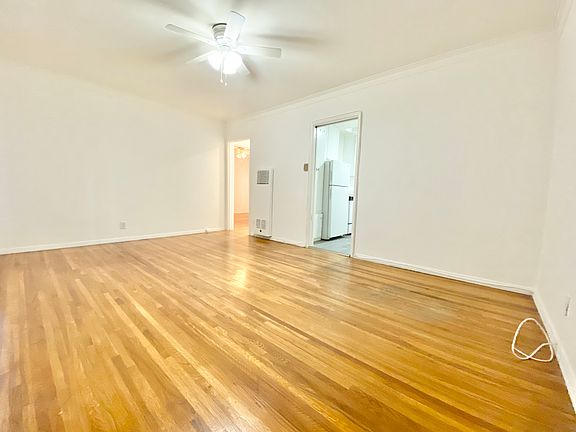 4th image of 1517 N Laurel Canyon Blvd #5