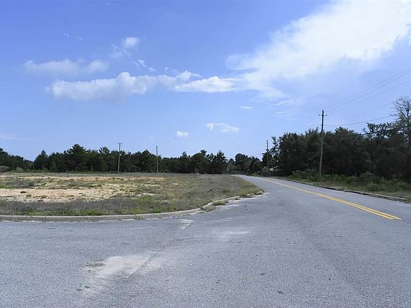 5th image of 2831 Gulf Breeze Pkwy