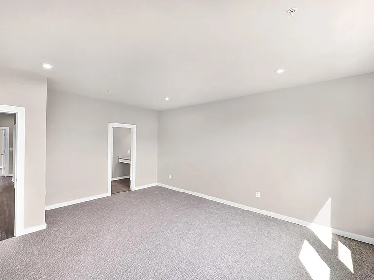16124 Connors Way — Photo 33