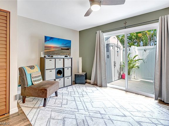 3rd image of 4641 SW Santa Barbara Pl APT 1