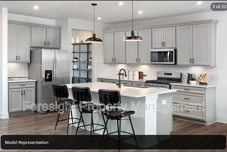 653 Mill Stone Dr — Photo 3
