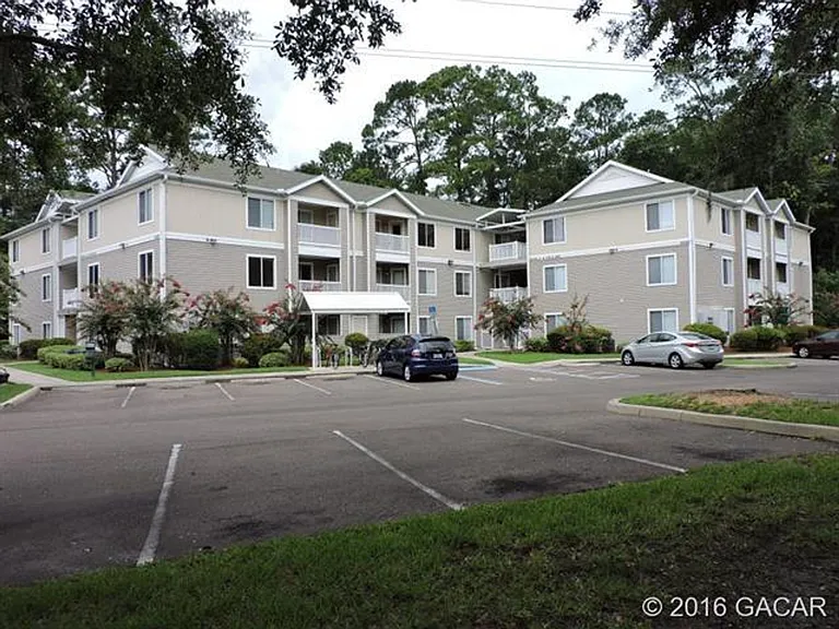 4000 SW 23rd St #3-107 — Photo 7