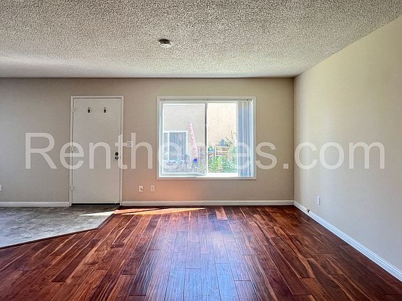 3rd image of 11041 Via Parma