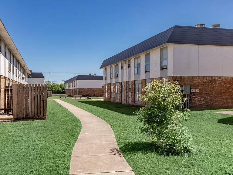 Oak Meadow Villa — Photo 1