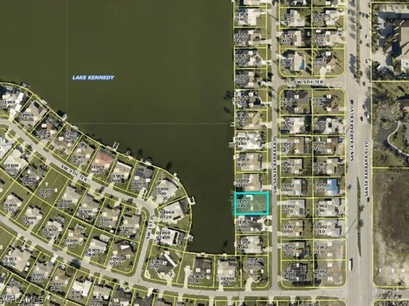 922 SW Santa Barbara Pl, Cape Coral, FL 33991