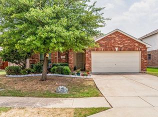 13248 Poppy Hill Ln, Fort Worth, TX 76244