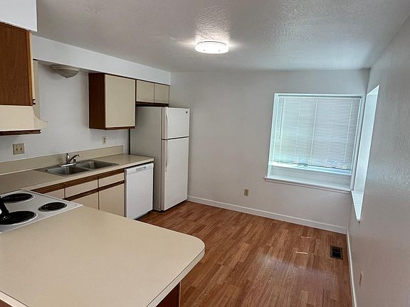 2nd image of 518 S 4th Ave