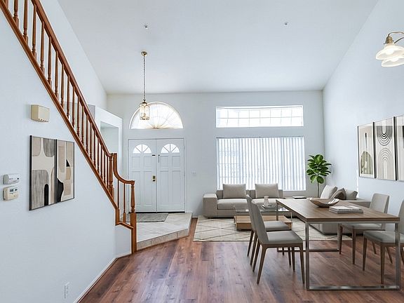 3rd image of 5610 Rostrata Ave