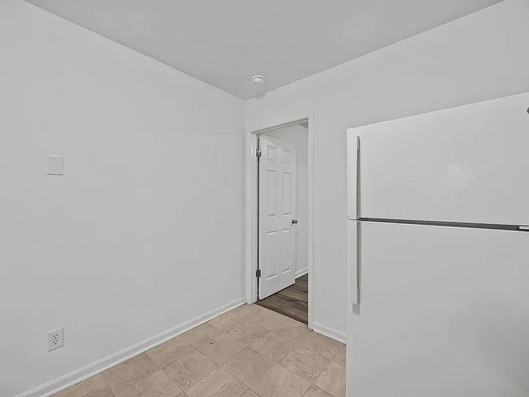1605 N Roxboro St — Photo 7