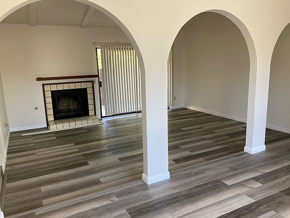 3rd image of 153 La Mancha Dr #153