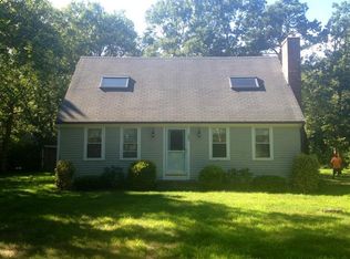 183 Quaker Meetinghouse Rd, East Sandwich, MA 02537