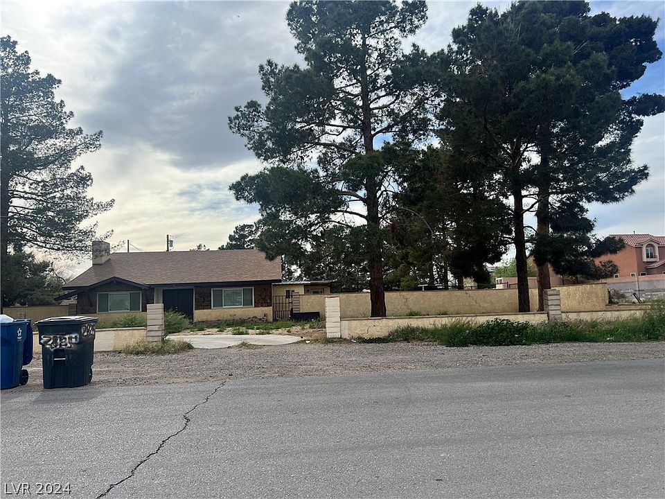 1st image of 2221 Camel St