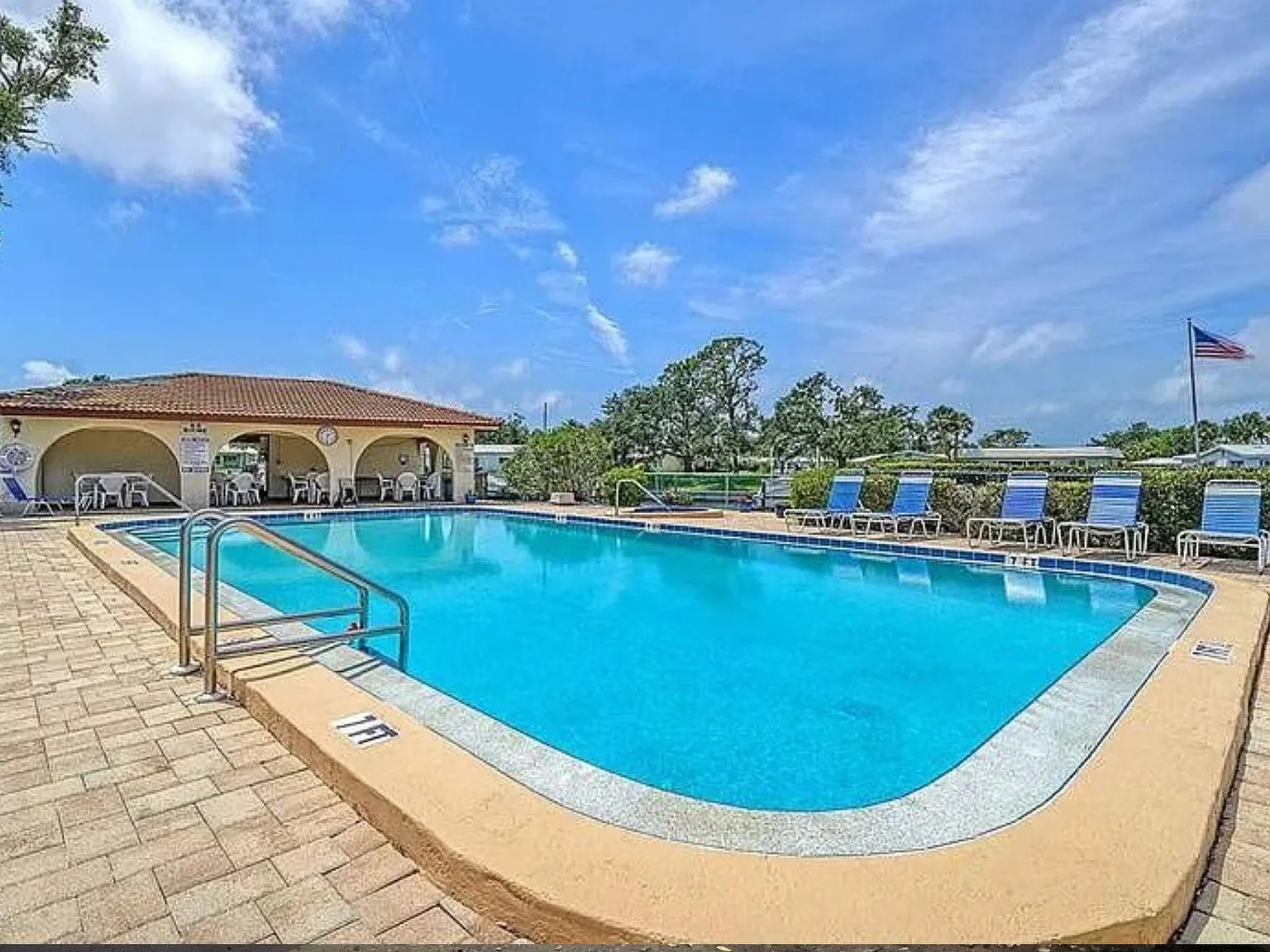 2 bed, 1080 sqft, $3,300 — Photo 3