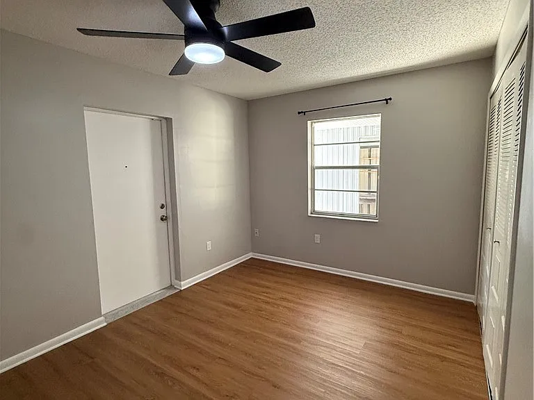 6304 Expedition Ave — Photo 17