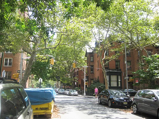 Rented by Awaye Realty Management LLC | media 25