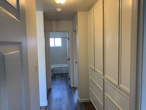 4th image of 278 N Northwoods Ave #1