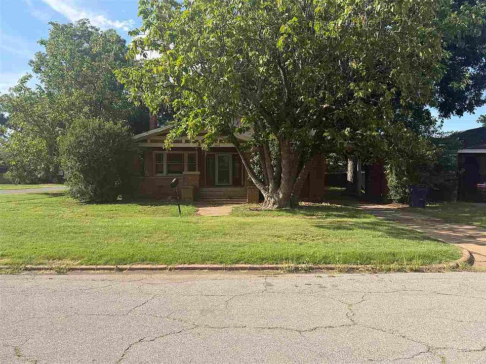 1st image of 303 E Nebraska St
