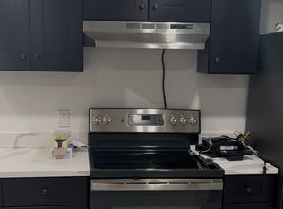 1041 E 215th St FLOOR 1, Bronx, NY 10469
