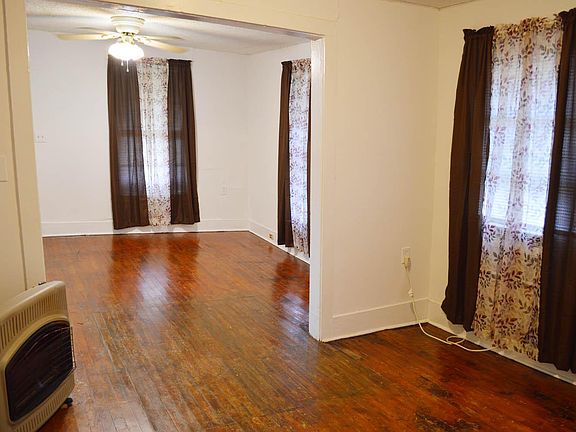 4th image of 108 N 5th St