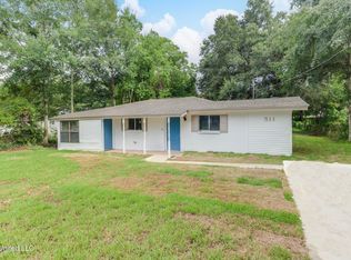 511 E Old Pass Rd, Long Beach, MS 39560
