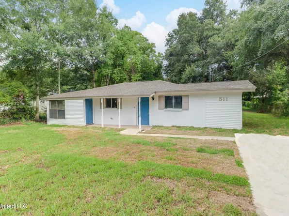 511 E Old Pass Rd, Long Beach, MS 39560