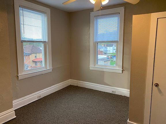 5th image of 215 Woodkirk St APT 6