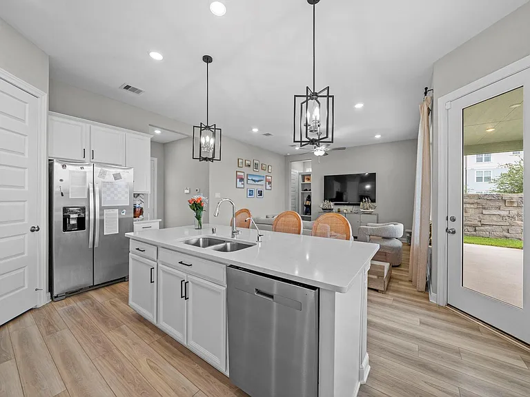 602 Sandy Bay Ln — Photo 7