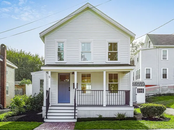 5 Maple St, Newburyport, MA 01950
