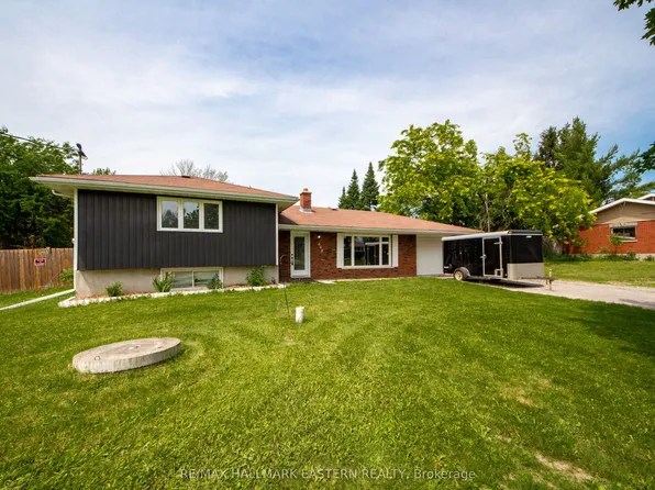 658 Cedarvale Cres, Selwyn, ON K0L 1T0