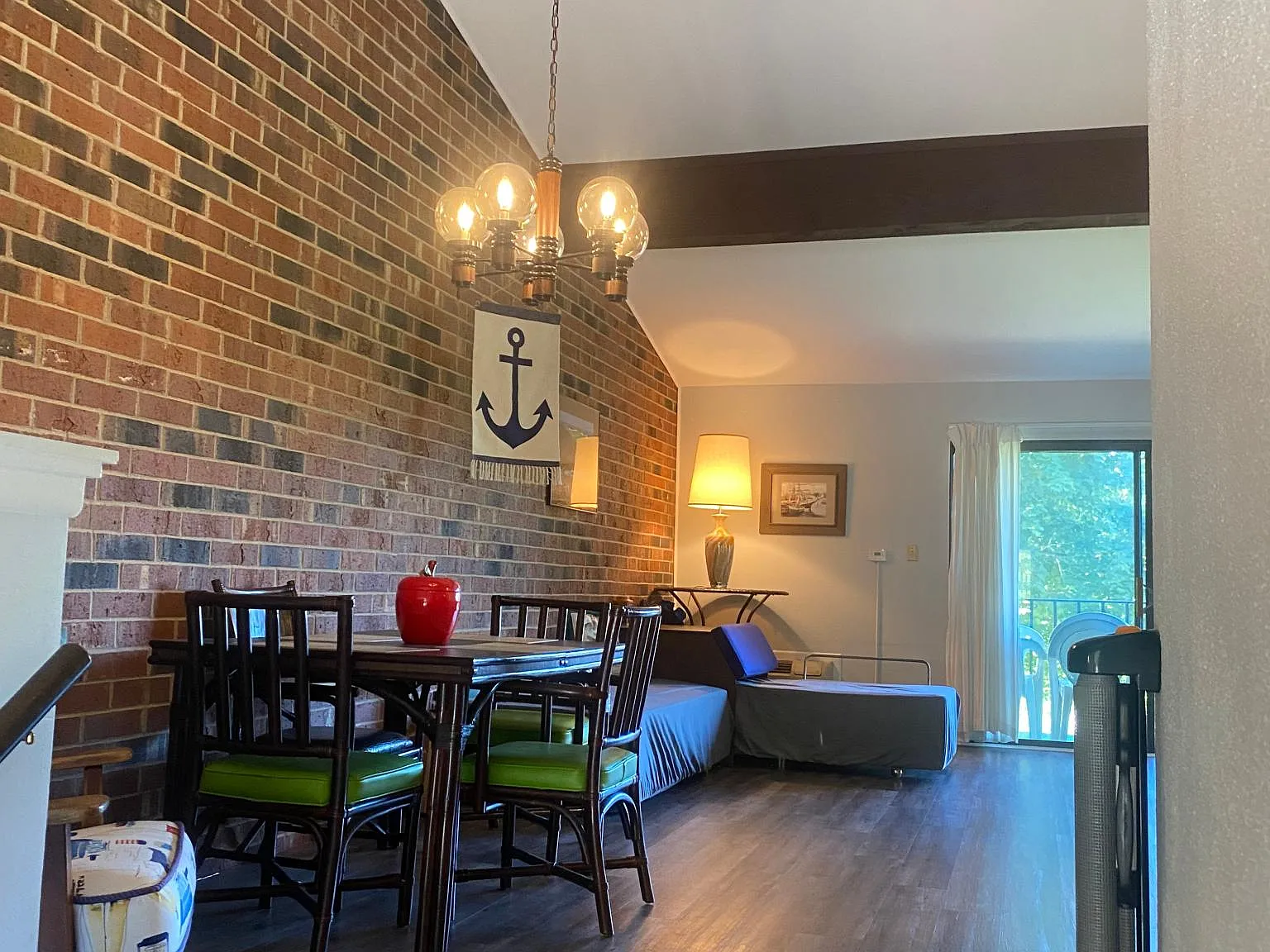 31 Lausanne Ct — Photo 3