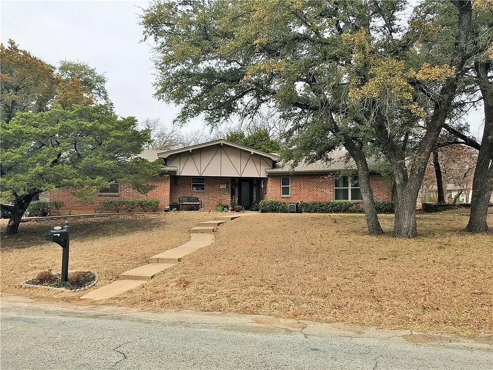1st image of 1002 Spanish Trail Dr