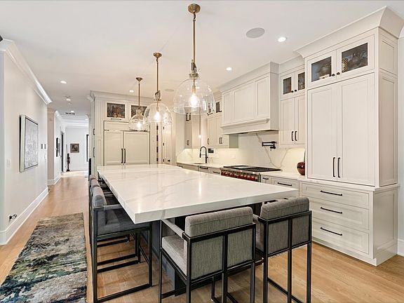 4th image of 2207 N Orchard St #1