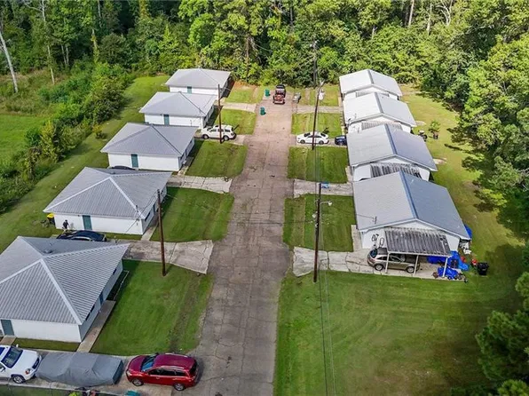 15660 Becky Ln, Hammond, LA 70401