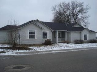 645 7th St, Middleton, ID 83644