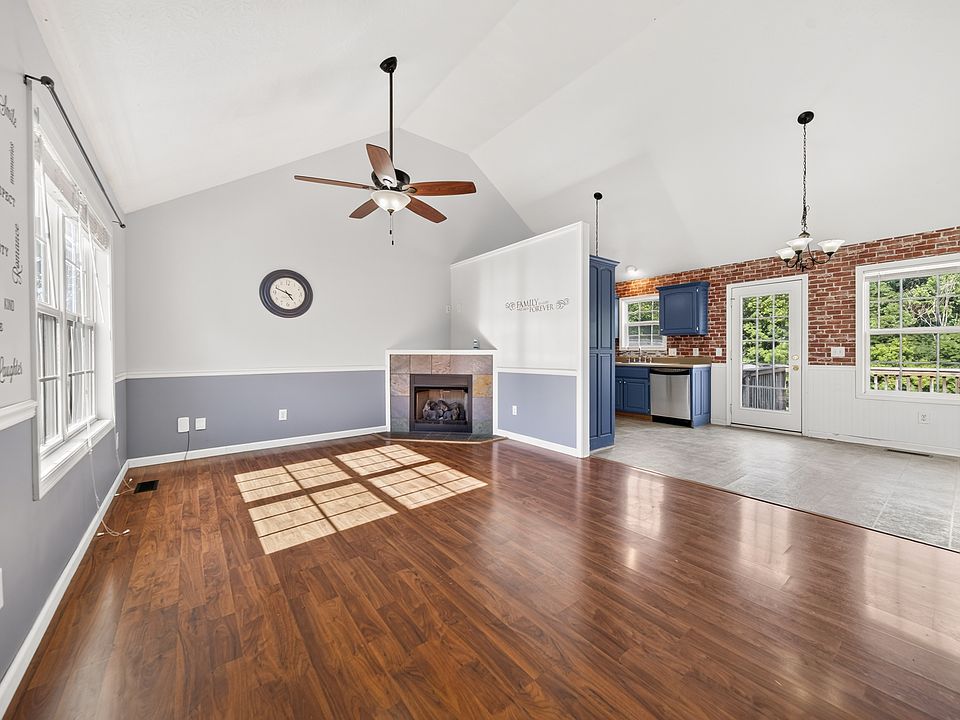 1st image of 1009 Madalyn Way