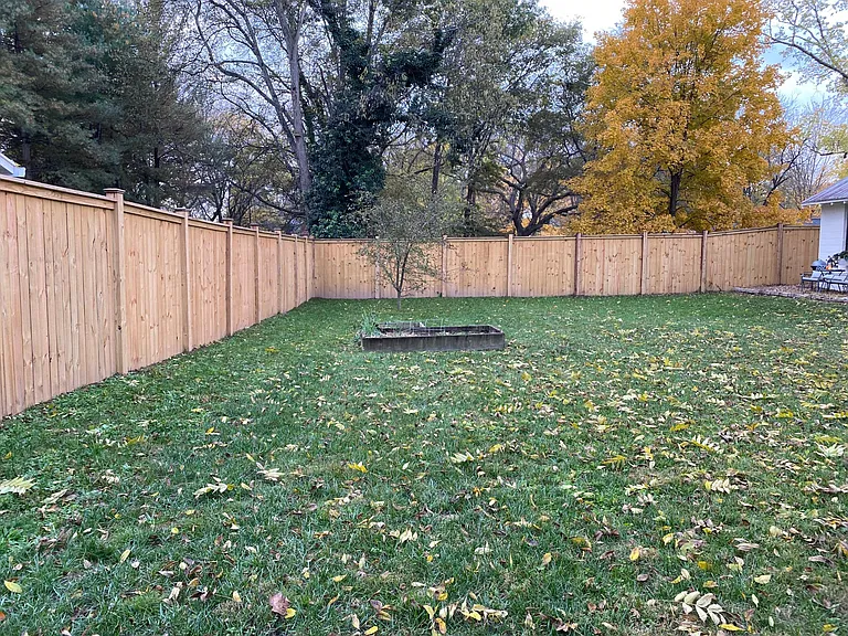 306 Stewart St — Photo 25