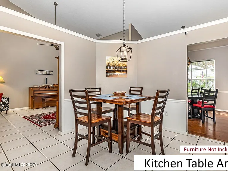 2104 Lionel Dr — Photo 5