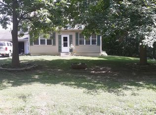 13124 E 700th Rd, Mount Carmel, IL 62863