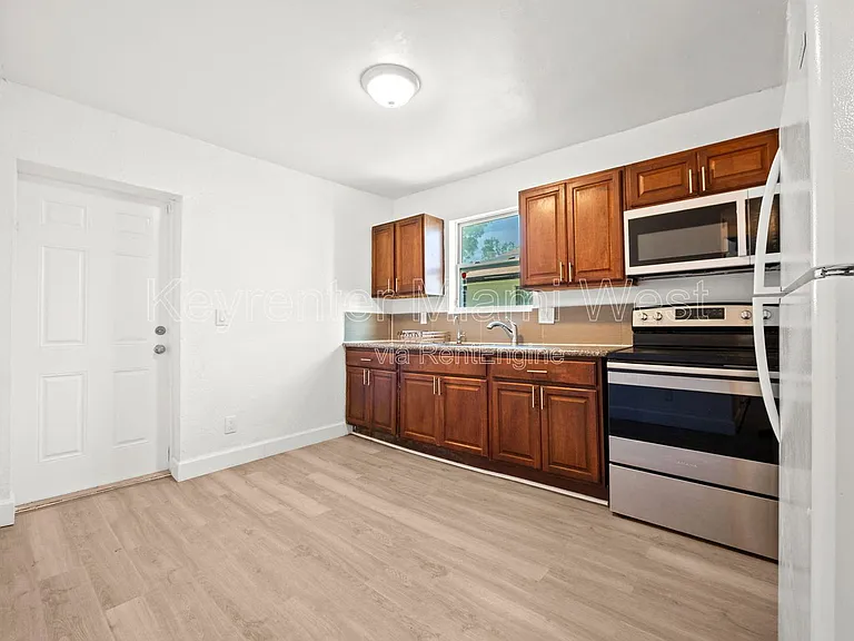 7770 NW 9th Ave — Photo 23