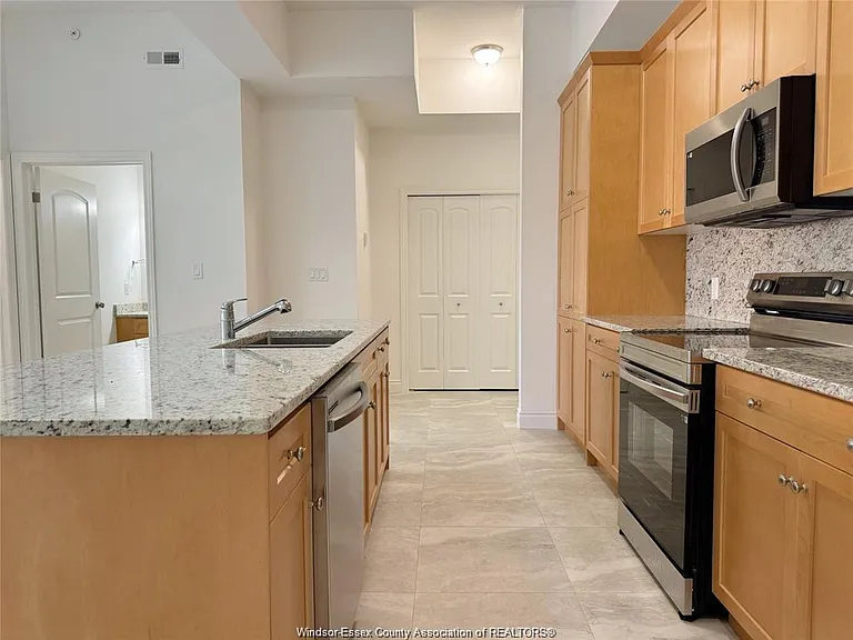 1888 Westview Park Blvd #415 — Photo 11