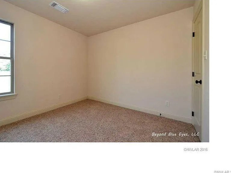 503 Oak Ridge Dr — Photo 14