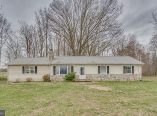 617 Poplar Rd, Fredericksburg, VA 22406