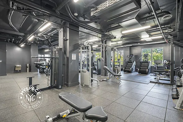 Rented by MySpaceNYC | media 31