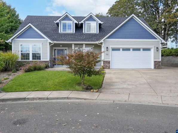 753 SE Guy Ln, Dallas, OR 97338