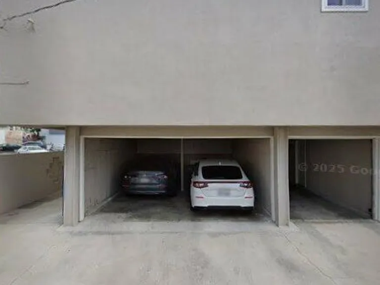 1619 Colby Ave #4 — Photo 21