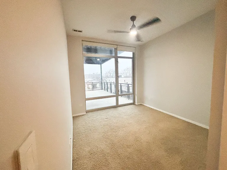 2666 N Halsted — Photo 9